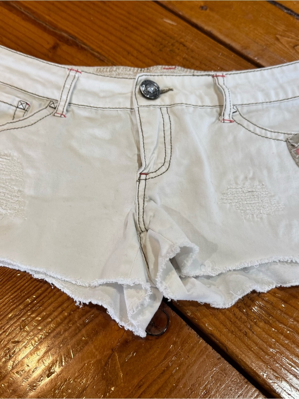 Daytrip White Distressed Frayed Hem Denim Shorts